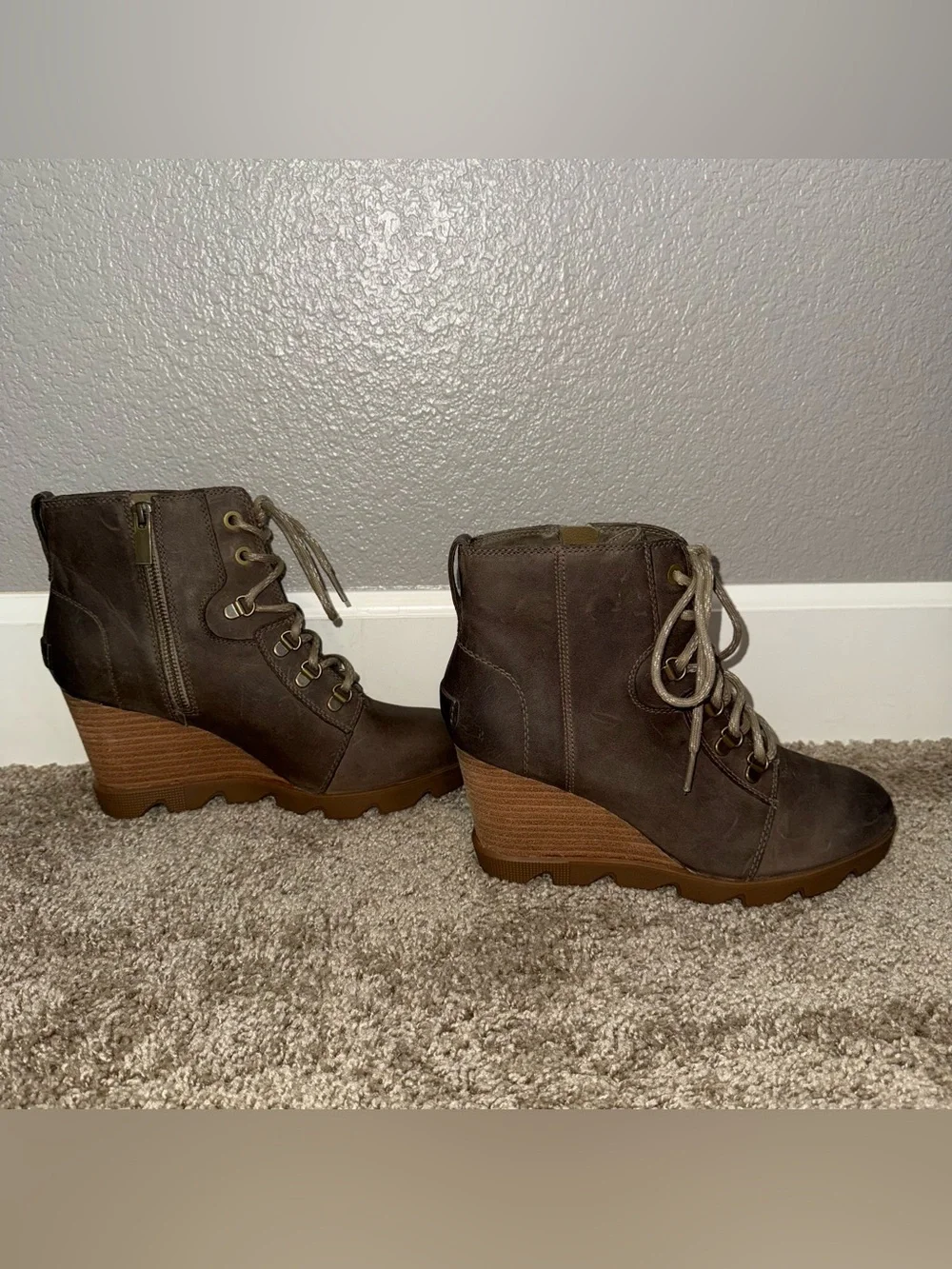 Brand New Sorel Joan of Arctic Lace-Up Wedge Boot
